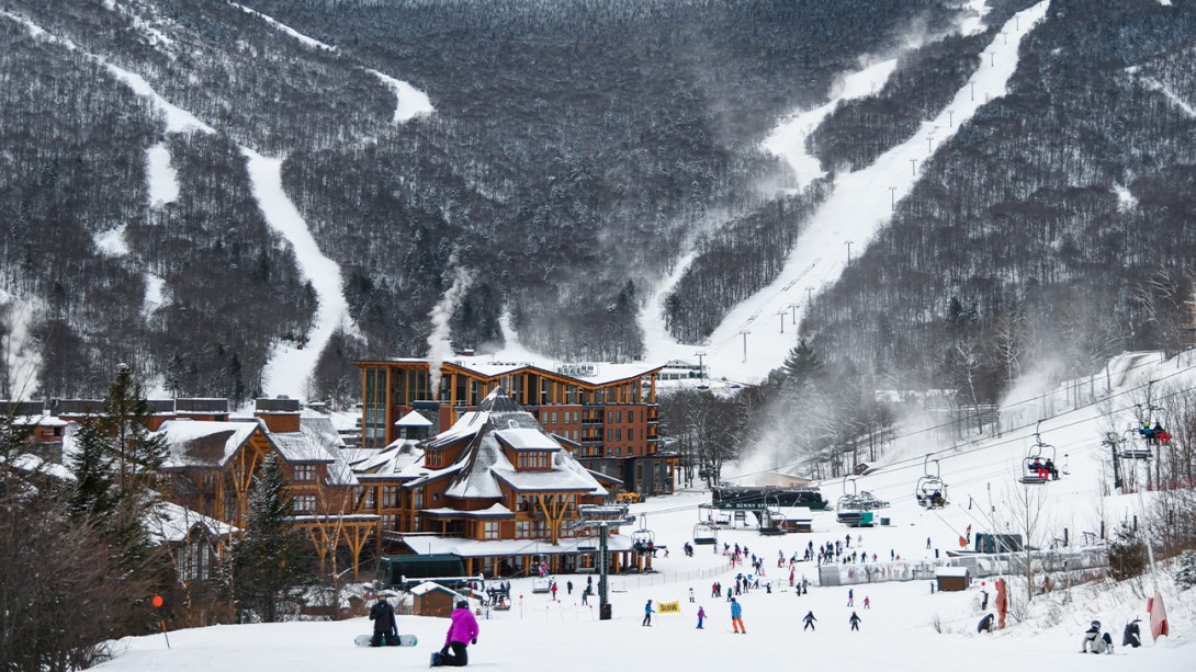 Ultimate Guide to Stowe Mountain Resort: Skiing, Lodging, and More fi